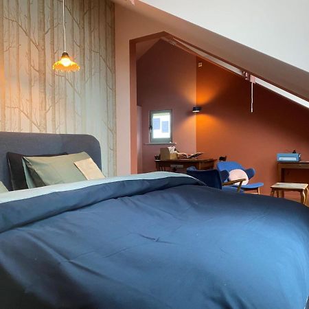 Het Veerhuis Oeffelt Buitenkant foto